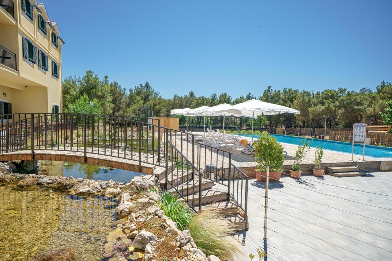 Hotel Vrata Krke Лозовац Екстериор снимка